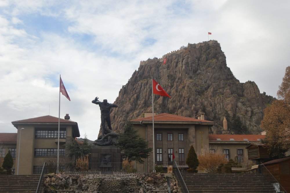 Konya Karaman Aksaray ve Afyonkarahisar'da kısıtlama sessizliği