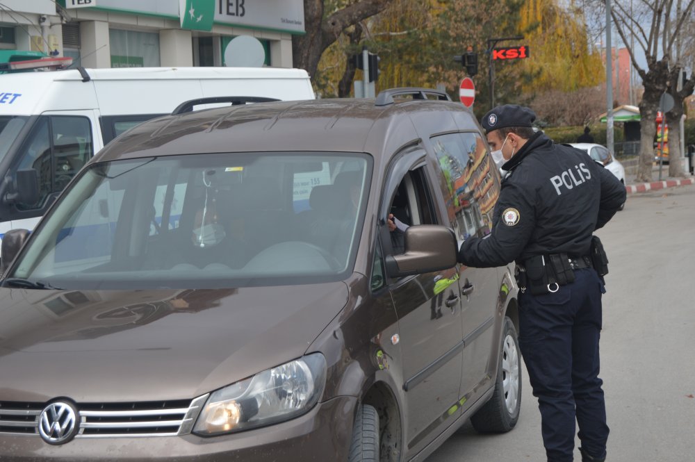 Konya Karaman Aksaray ve Afyonkarahisar'da kısıtlama sessizliği