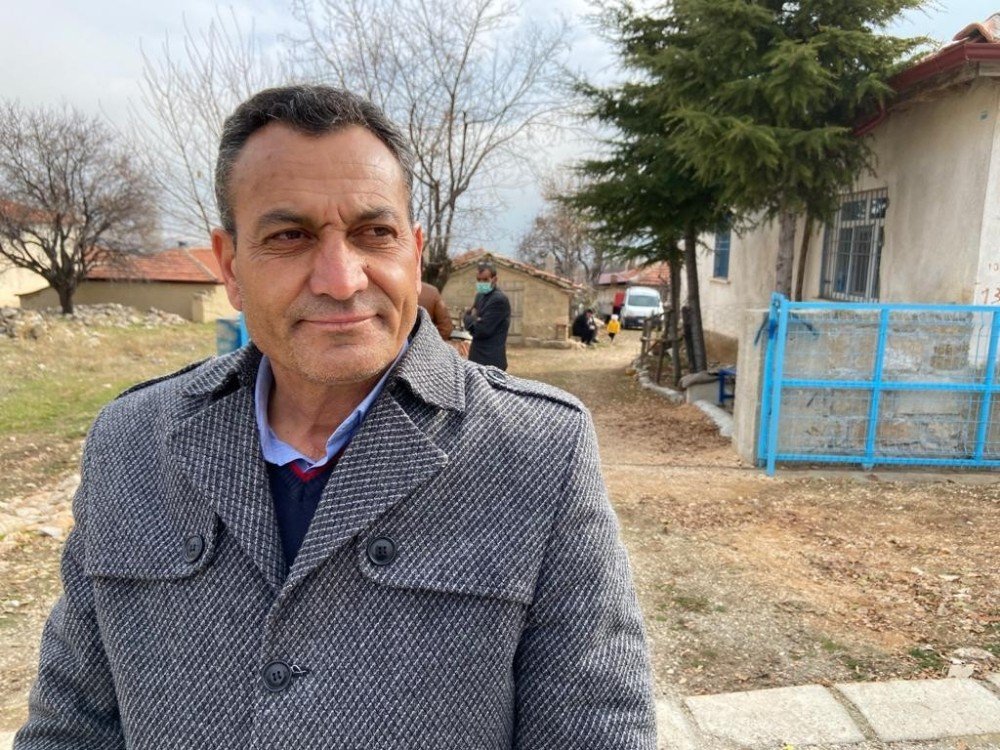 Koronavirüse yenik düşen uzman çavuş toprağa verildi