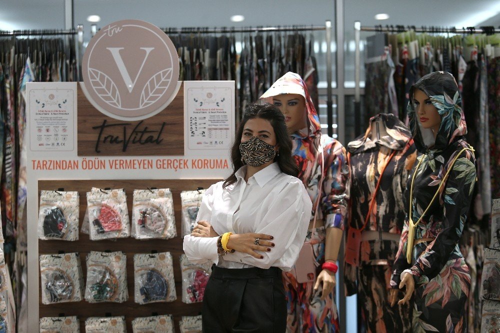 Bu maske 30 kereden fazla yıkansa da koronaya karşı korumaya devam ediyor