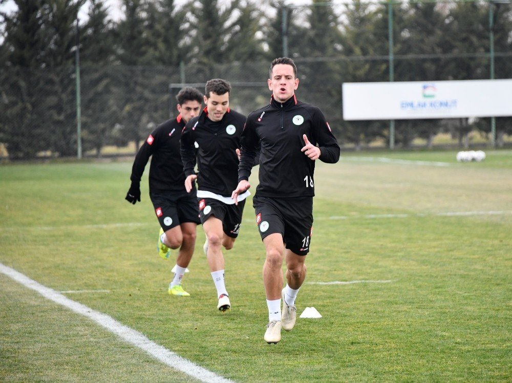 Konyaspor Altınordu maçına hazır