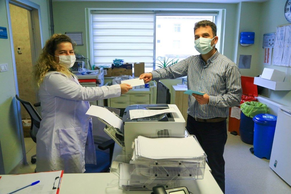 Konya'da İmam Hatipli miniklerden sağlık çalışanlarına duygulandıran mektuplar