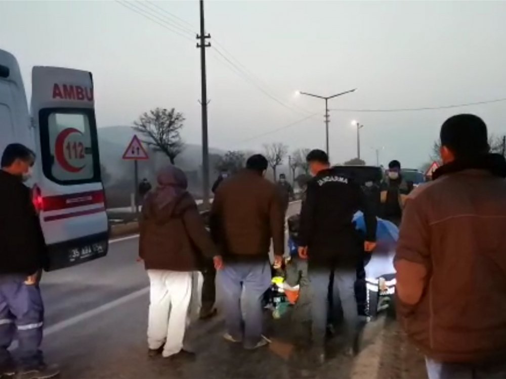 Kaza yapıp kaçan alkollü sürücünün çarptığı diğer otomobil kanala düştü