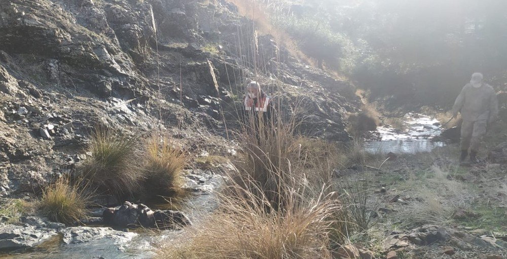 Irmakta yabancı uyruklu erkek cesedi bulundu