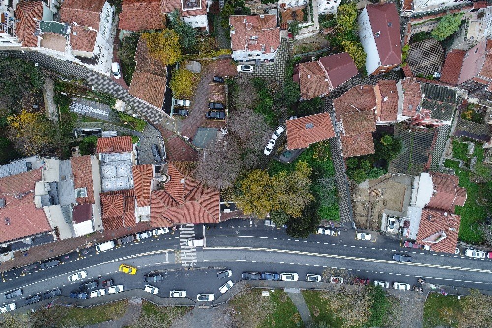 İstanbul’daki tarihi hazirenin hali yürek burktu