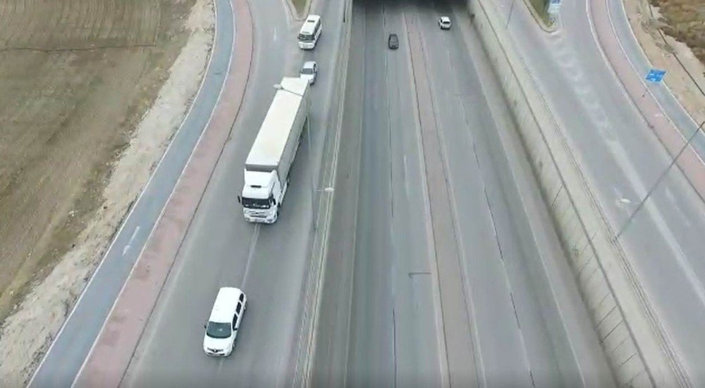 Konya’da dev operasyon! 9 tonu aşkın kaçak tütün yakalandı