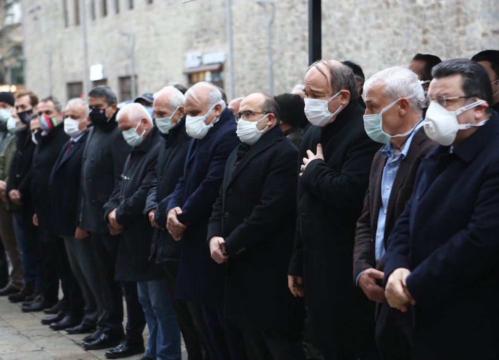 Özkan Sümer'e son görev