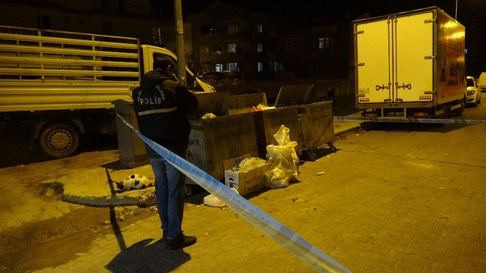 Vicdansızlar! Çöp konteynerinde bulunan yeni doğmuş bebek öldü