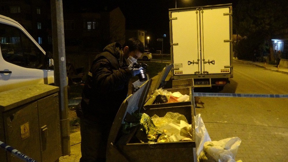 Vicdansızlar! Çöp konteynerinde bulunan yeni doğmuş bebek öldü