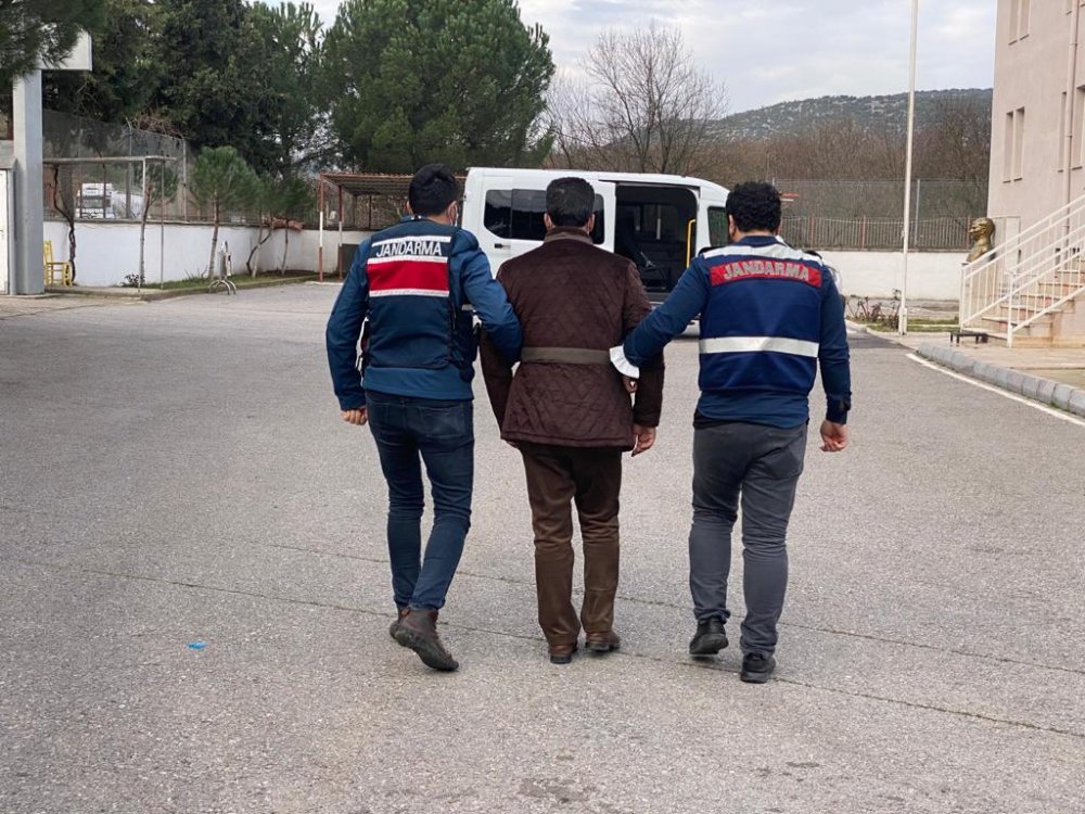 4 ilde PKK/KCK operasyonu! 12 gözaltı