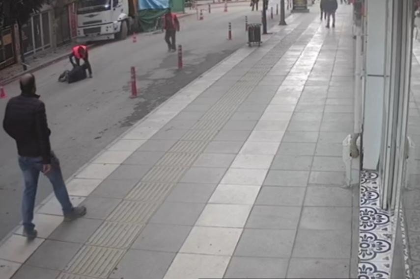 Deprem anında panikle pencereden atladı