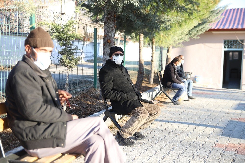 Elazığlılar depremde yaşadıklarını anlattı