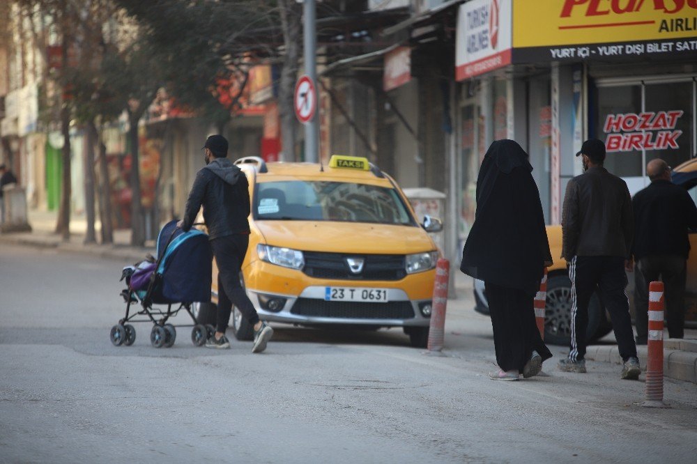 Elazığlılar depremde yaşadıklarını anlattı