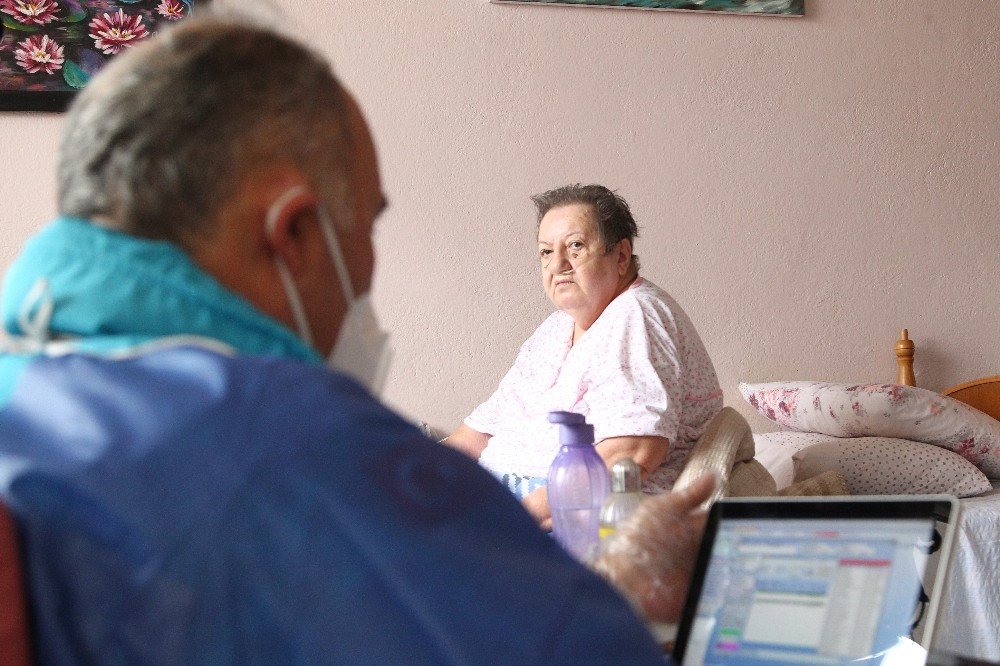 Konya'da 33 bin hastaya evde sağlık hizmeti