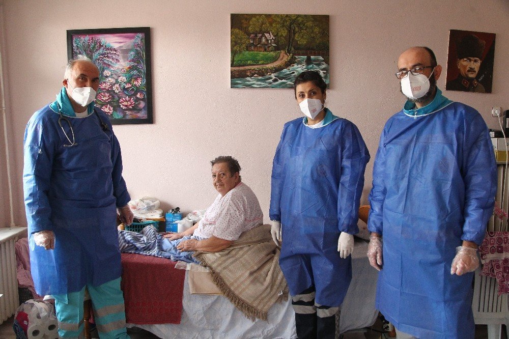 Konya'da 33 bin hastaya evde sağlık hizmeti