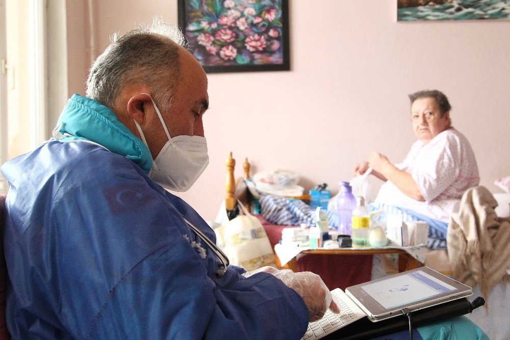 Konya'da 33 bin hastaya evde sağlık hizmeti