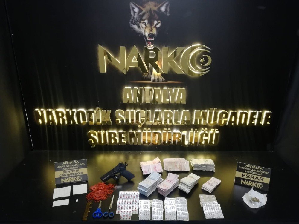 2020 yılında Antalya'da sadece uyuşturucu tacirlerine 4 bin 400 operasyon yapıldı