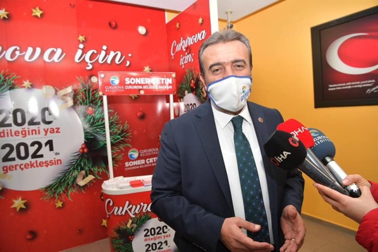 Belediyeden isteklerini dilek ağacına yazıyorlar