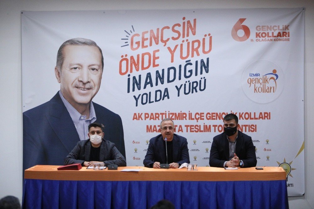 AK Parti'den İzmir Büyükşehir Belediye Başkanı Tunç Soyer'e flaş gönderme