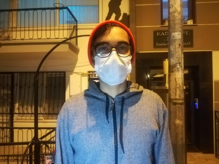 Komşu ihbar etti polis 2 hırsızı da yakaladı