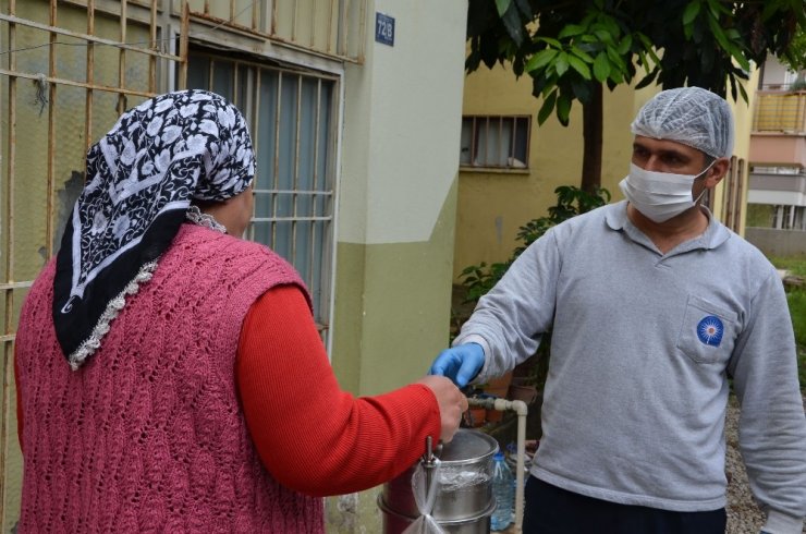 2020 yılında Büyükşehir’den 683 bin kişilik yemek yardımı