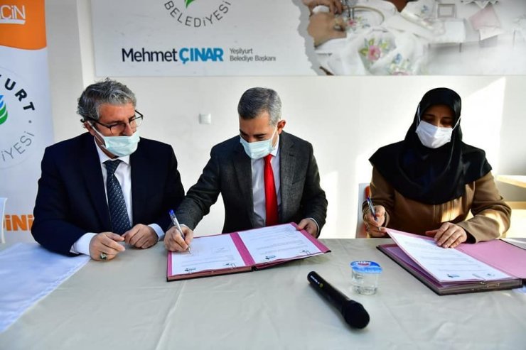 Bayanların istihdamına yönelik tekstil kursu açıldı