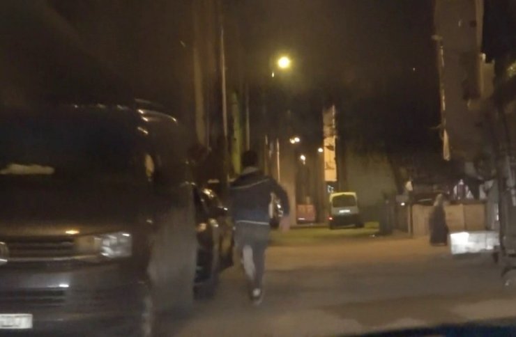 Bursa polisi kısıtlamaya uymayanları böyle kovaladı, sonunda yakaladı