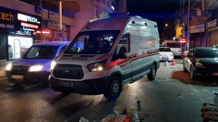 Sevgilisi tarafından terkedilen genç kız, intihara kalkıştı