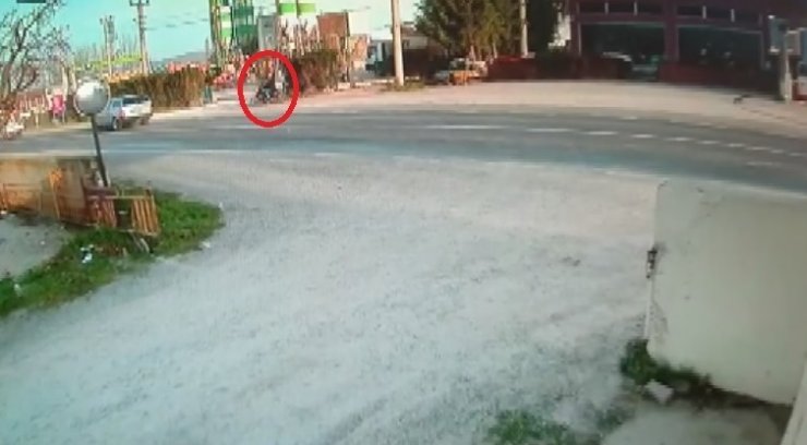 O motosiklet sürücüsü hayatını kaybetti