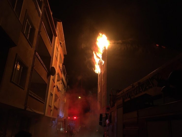 Patlamanın ardından alev topuna döndü