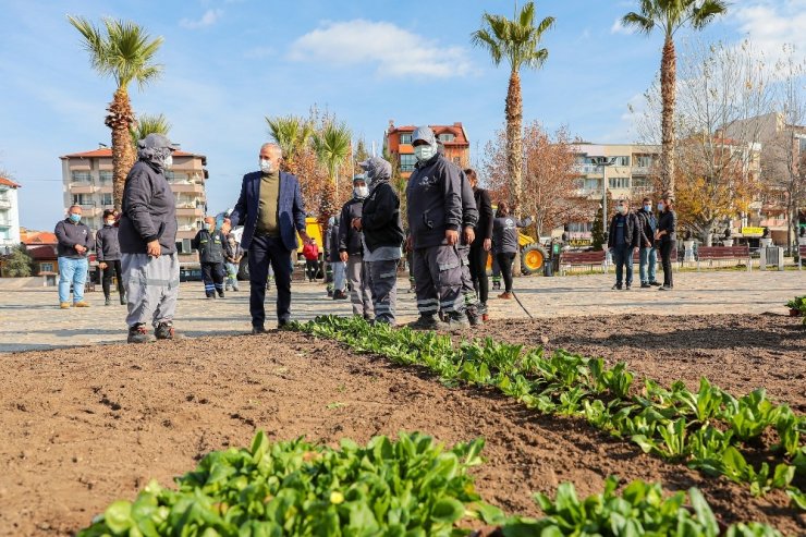 Denizli Büyükşehir vatandaşları için tüm personelleriyle çalışıyor