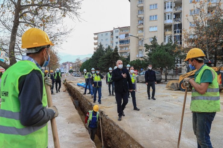 Denizli’nin 30 yıllık içme suyu hatları yenileniyor