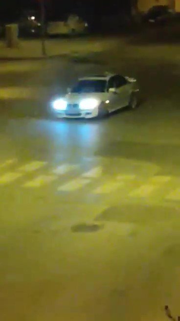 Kısıtlamanı bittiği ilk dakikalarda drift yapmaya çıktı