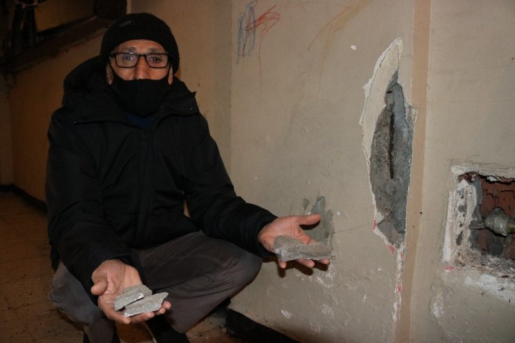 Diyarbakır’da 8 katlı bir binanın sakinleri diken üstünde: Geceyi sokakta geçirdiler