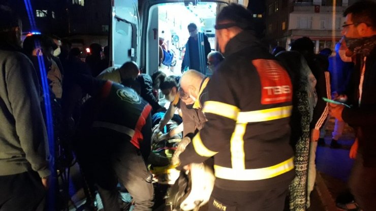 Düzce’de otomobil dereye uçtu: 1 yaralı