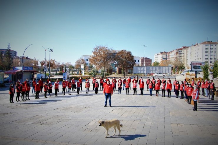 Elazığ’da sokağa çıkma kısıtlamasında 80 gönüllü kan verdi