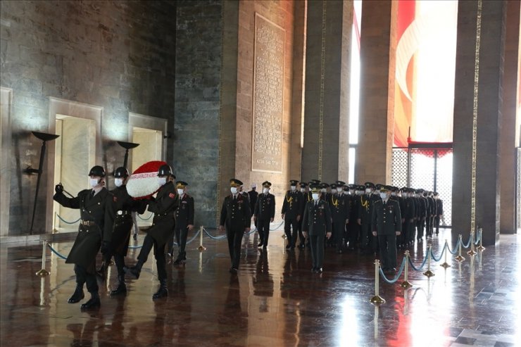 Atatürk’ün Ankara’ya gelişinin 101’inci yıl dönümünde geleneksel ‘Garnizon Koşusu’ yapıldı