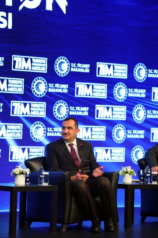 Türk medyasının duayenleri yeni medyayı konuştu