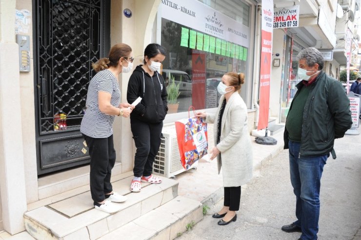 Başkan Çalkaya, engelli çocukları unutmadı