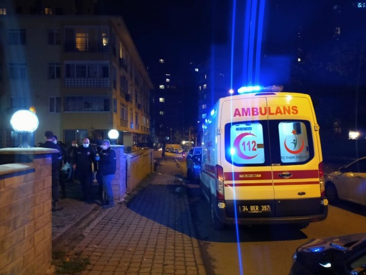 Kadıköy’de 80 yaşındaki kadın 9. kattan atlayarak intihar etti