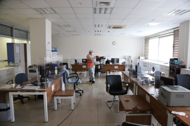 Kartal’da, 11 milyon metrekare kapalı alan dezenfekte edildi