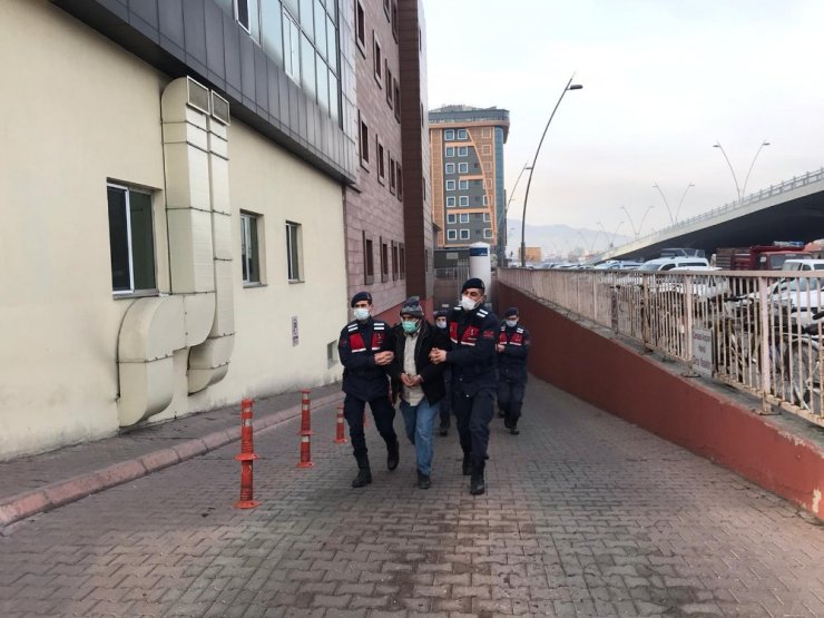 Jandarmadan DEAŞ operasyonu: 7 gözaltı