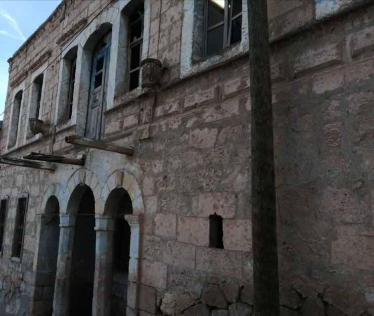 Yeşilhisar’ın ilk adliyesi tadilat bekliyor