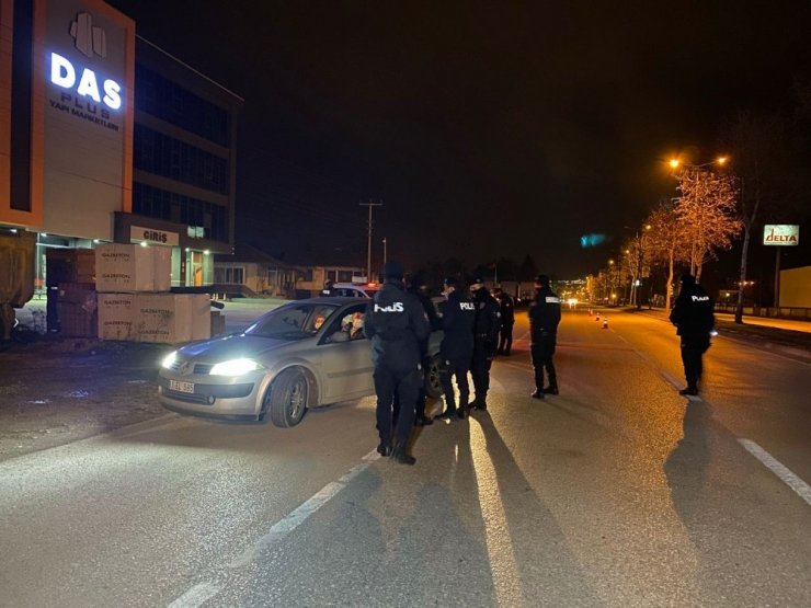 Hafta içi sokağa çıkanlara ceza yağdı