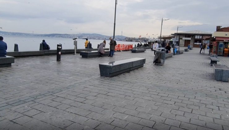 İstanbul’un meydanları turistlere kaldı