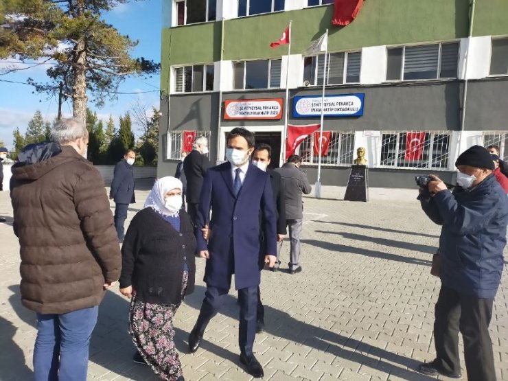 Denizli’de şehidin ismi 2 okula verildi