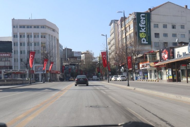 Malatya’da sokağa çıkma kısıtlamasına uyuluyor