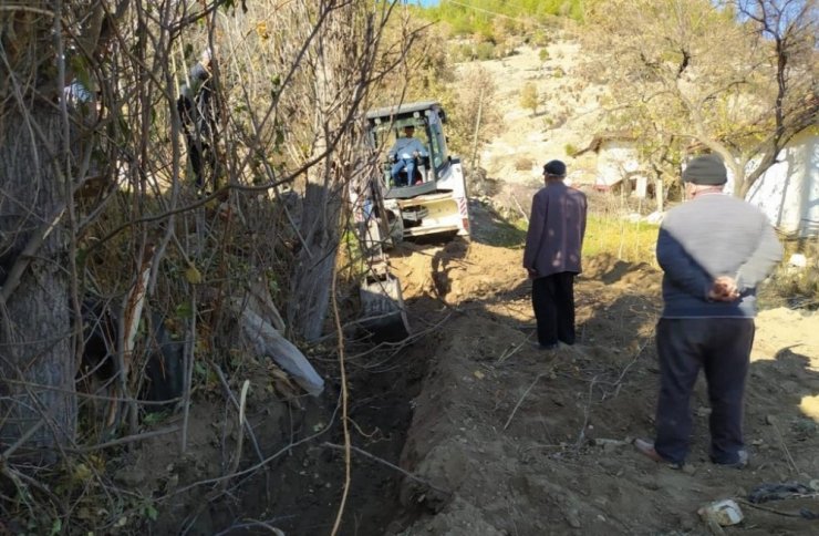 Yeşil Mahallesinde taşkınların önüne geçildi