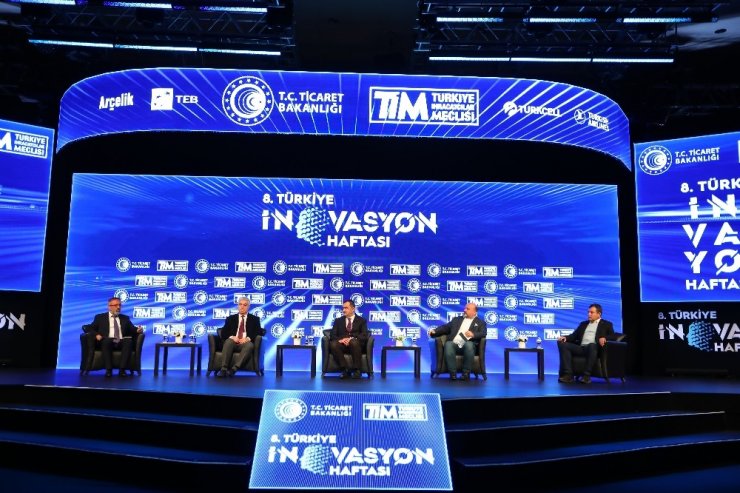 Türk medyasının duayenleri yeni medyayı konuştu