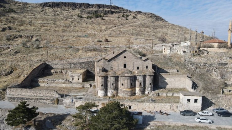 Tarihi Meryem Ana Kilisesi’nde restorasyon çalışmaları başladı